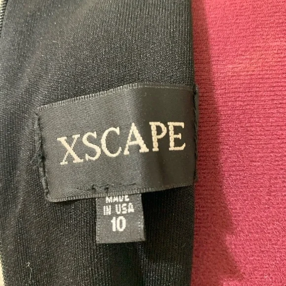 NWT Xscape Black and Nude Lace Pleated Skirt Halter Evening Cocktail Dress Sz 10 - Picture 16 of 16